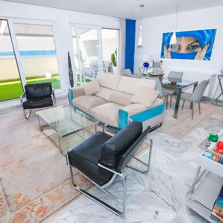 Apartment Center Penthouse *